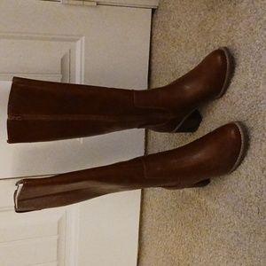 Brown boots